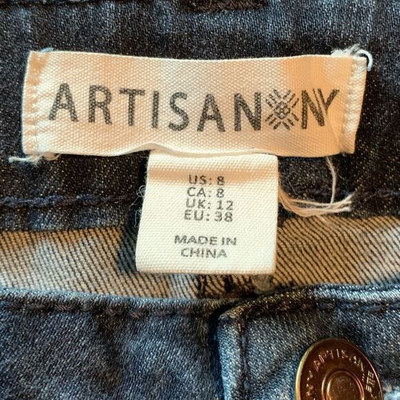 Artisan NY dark wash denim. Size 8 - Picture 3 of 8